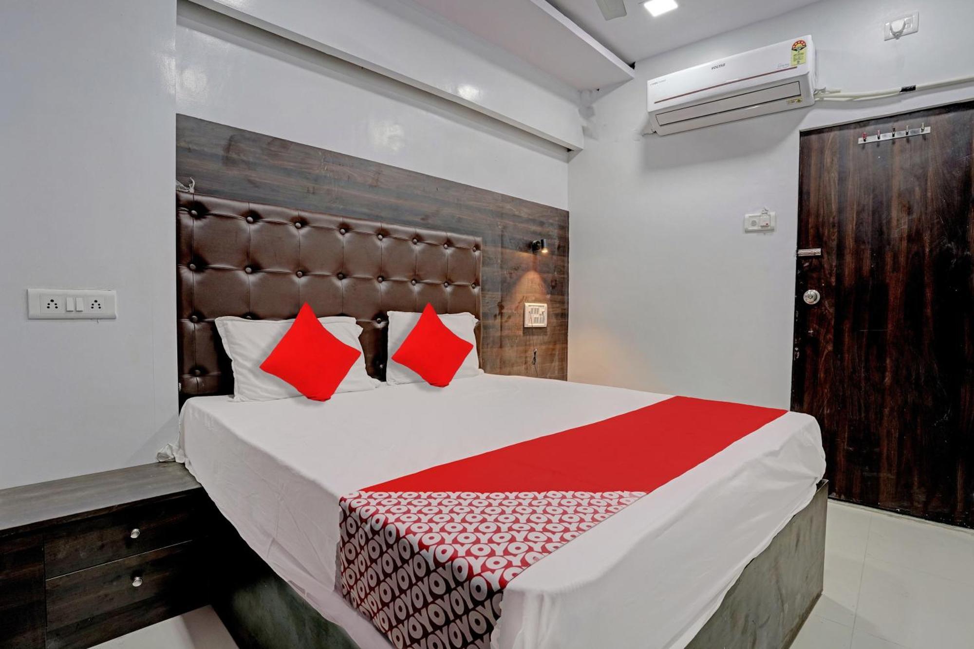 Hotel O Nithyanand Bombay Esterno foto